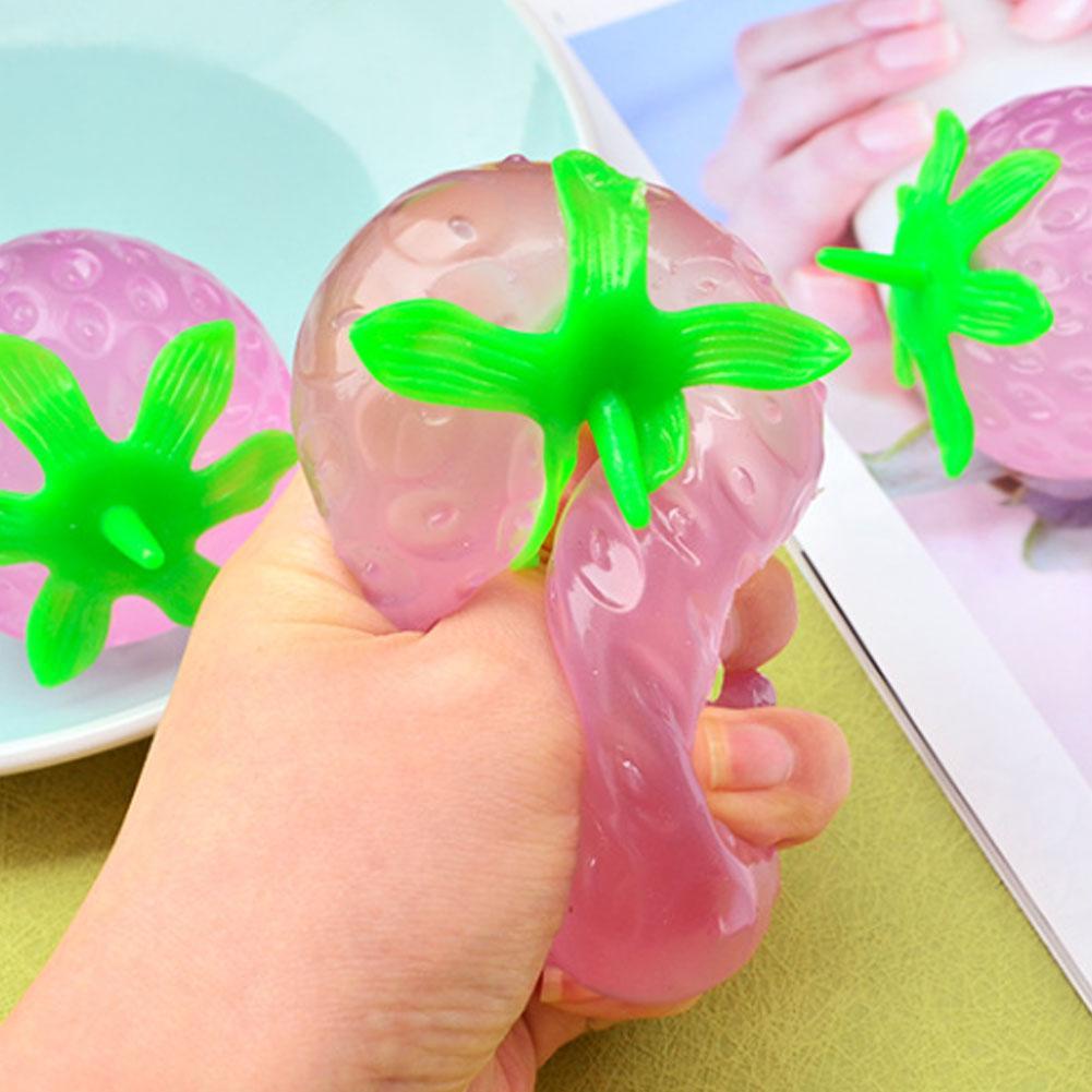 Đồ chơi squishy Giảm Stress Hình Quả Dâu Tây Dễ Thương Cho Bé