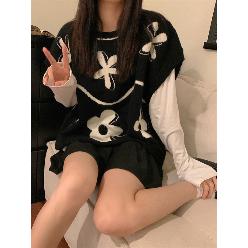 Áo sweater Sát Nách Cổ Tròn Dáng Rộng In Hoa Dễ Thương