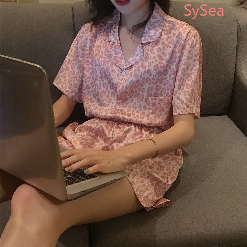 Bộ Đồ Ngủ Áo Tay Lửng + Quần Short Dáng Rộng Thiết Kế Tối Giản Thời Trang Cho Nữ