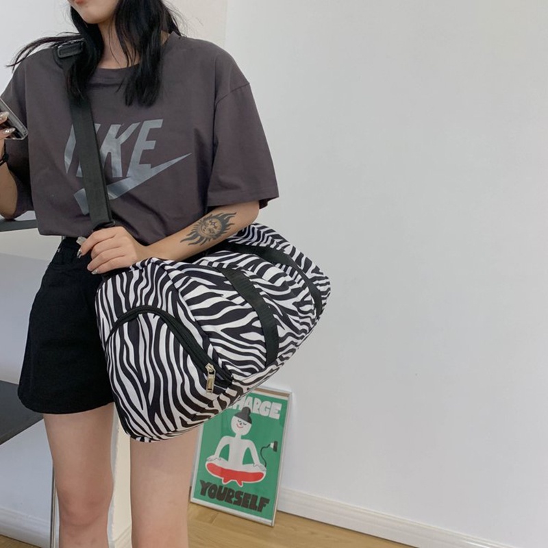 Túi Xách Du Lịch Đeo Vai Dung Tích Lớn Phong Cách Hàn Quốc Cho Nữ