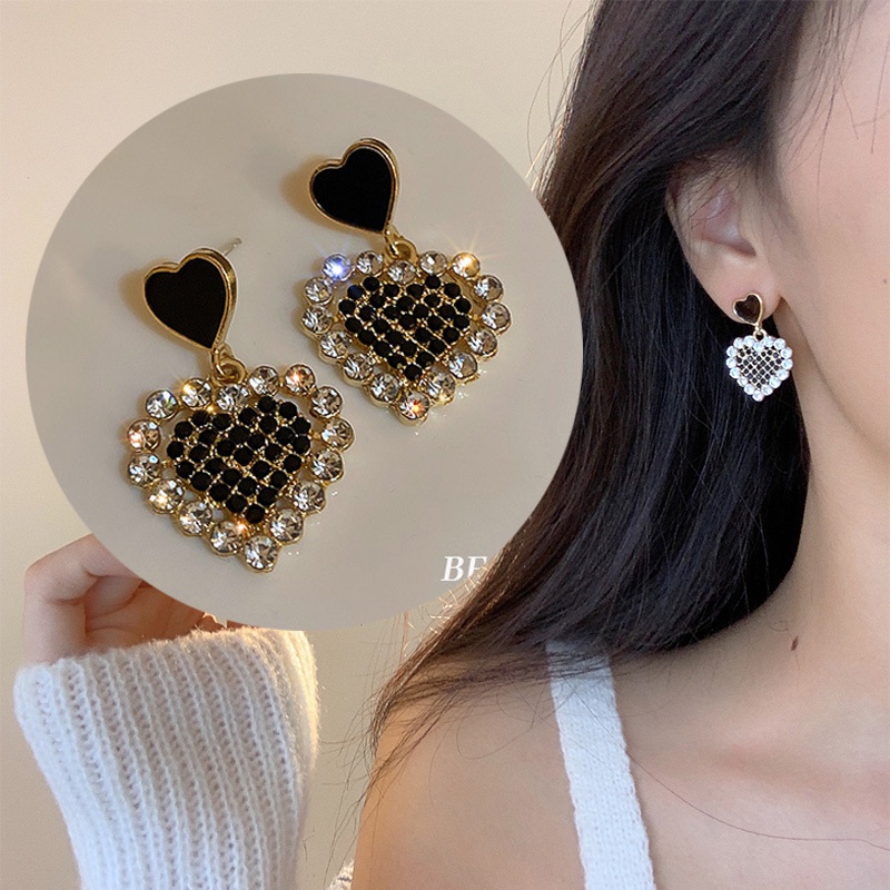 Bông Tai Mạ Bạc 925 Hình Trái Tim Đính Kim Cương Lấp Lánh Màu Đen Phong Cách Hàn Quốc Thời Trang Cho Nữ