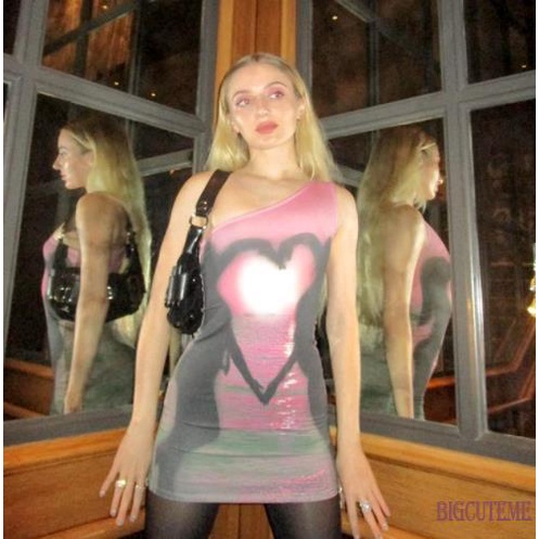 Đầm Ngắn Không Tay Hở Vai In Họa Tiết Thời Trang Xuân Hè Dành Cho Nữ / Size S-M-L