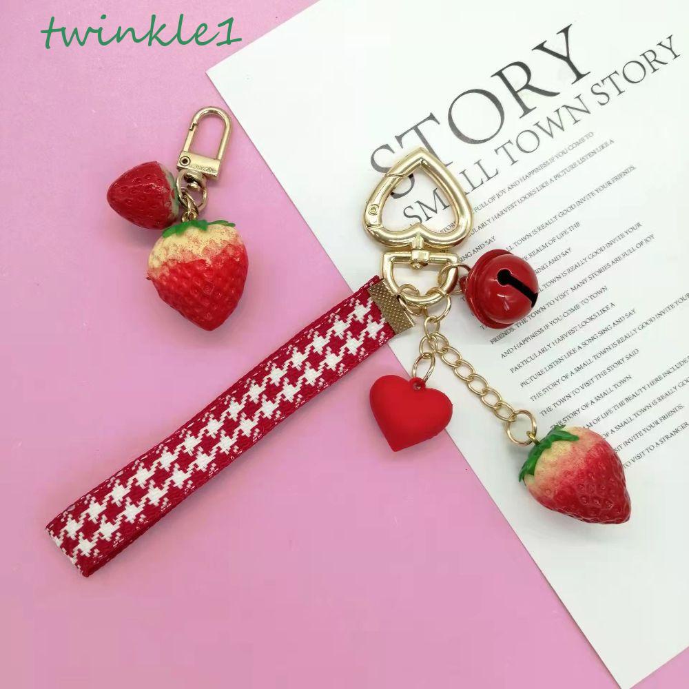 Móc Khóa Hình Trái Dâu Màu Đỏ Lấp Lánh Dễ Thương