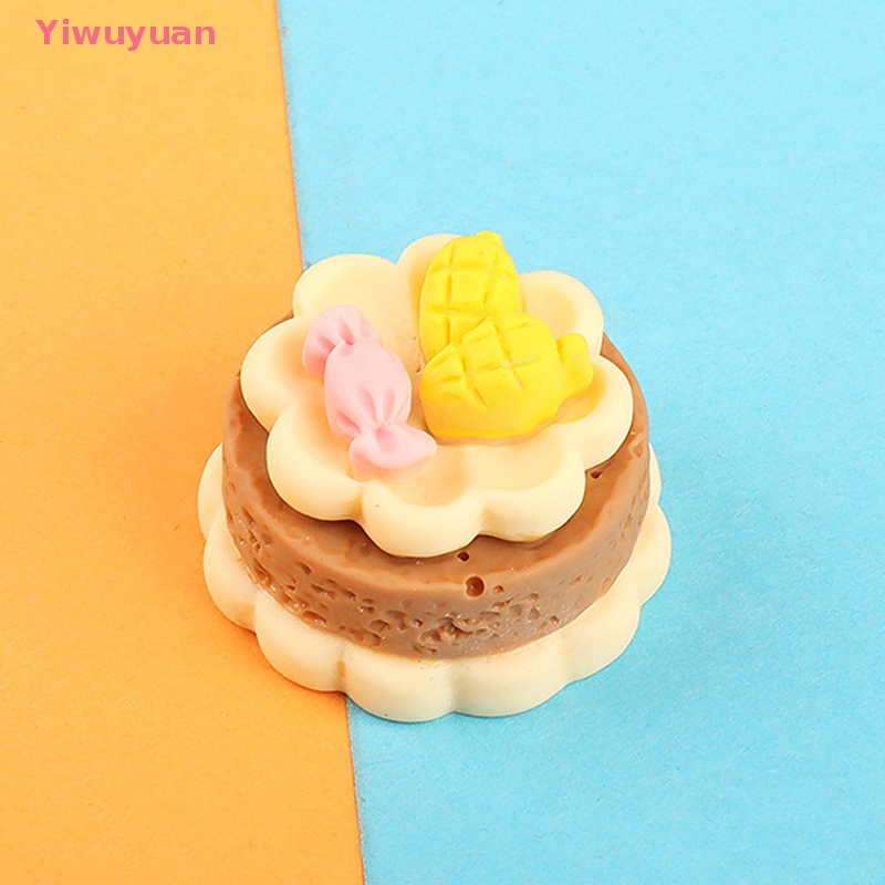 5 Phụ Kiện Trang Trí Ốp Điện Thoại Hình Bánh Kem Dâu Ba Chiều Màu Sắc Ngẫu Nhiên