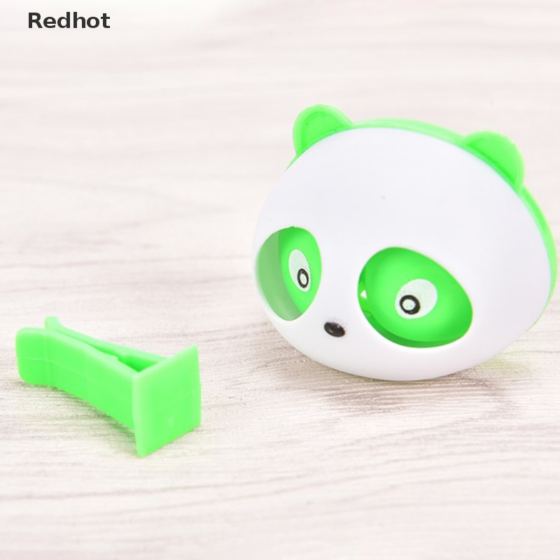 < Redhot > Gấu Trúc Tạo Kiểu Không Khí Xe Hơi Ambientador Tự Động Để Trang Trí Hàng Bán Chạy