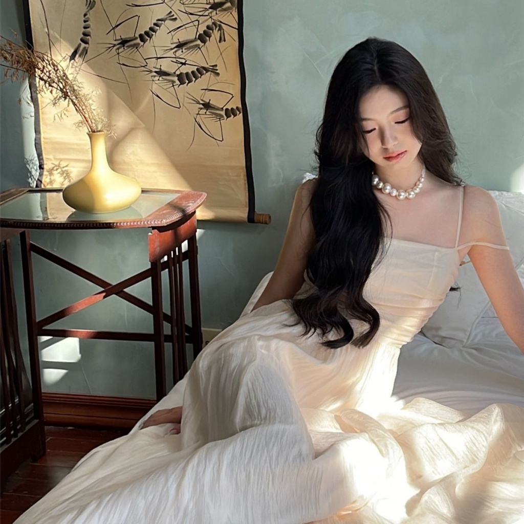 Đầm Hai Dây Dáng Dài Màu Trơn Phong Cách Thời Trang Pháp Cổ Điển Hàng Mới 2023