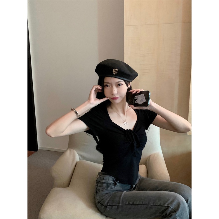 Áo Thun Ngắn Tay Cổ Vuông Ôm Dáng Thiết Kế Ngọt Ngào Và Cá Tính