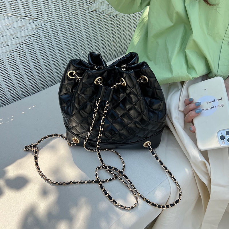 Túi Đeo Chéo Dây Xích Hình Thoi Nhỏ Nhắn Thời Trang 2023 Mới