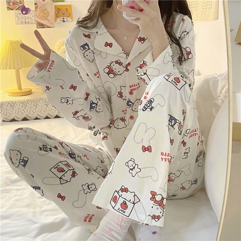 Bộ Đồ Ngủ Dài Tay Họa Tiết Hello Kitty Dễ Thương Dành Cho Nữ