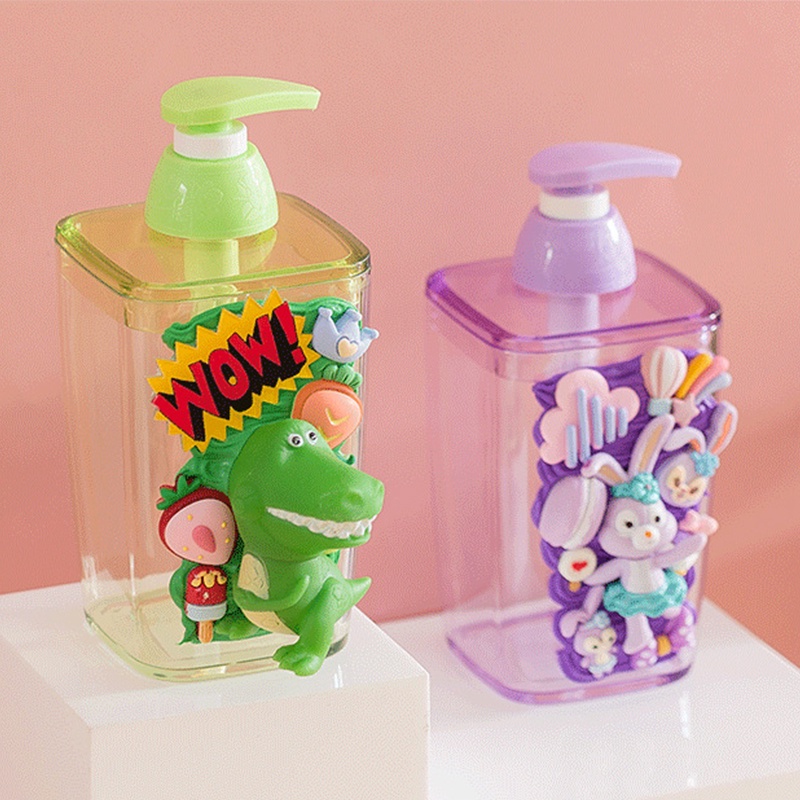 DISNEY Hoạt Hình Chai Đựng Dầu Gội / Sữa Tắm / Mỹ Phẩm Dạng Nhấn Hình Quả Dâu Tây Màu Hồng 420ml