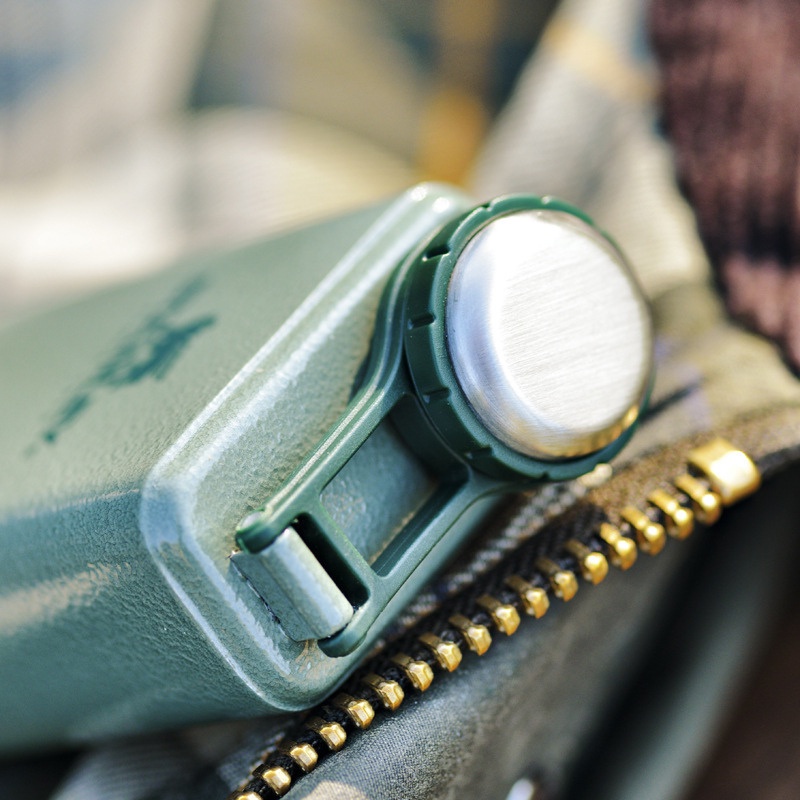 BÌNH ĐỰNG RƯỢU CẮM TRẠI DÃ NGOẠI STANLEY 128ML 236ML