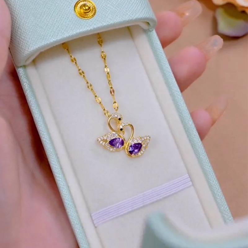 Dây Chuyền Bằng Thép Titan Cao Cấp Hình Thiên Nga Tím Sang Trọng Không Phai Màu