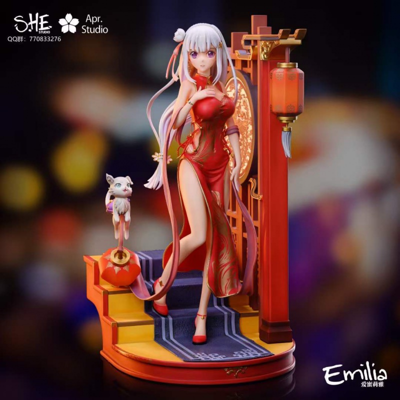 Mô Hình Nhân Vật Emilia Emilia Mặc Đầm Thần Bí Hai Chiều Trong Anime