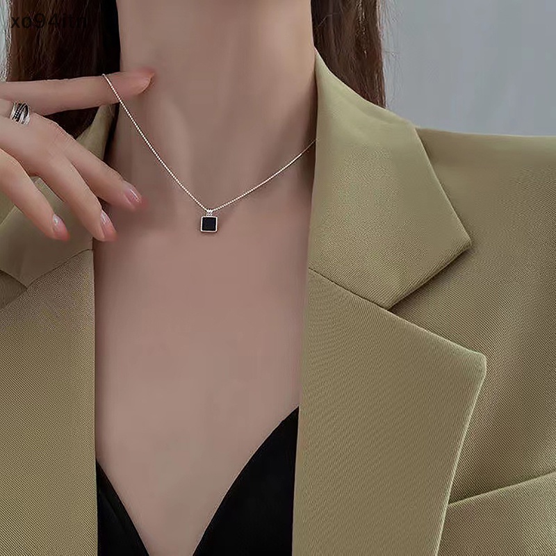 Vòng cổ Mạ Bạc Mặt Vuông Màu Đen Thời Trang Cho Nữ