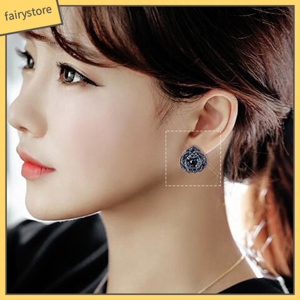 Đôi Bông Tai Hình Bông Hoa Đính Đá Thời Trang Cho Nữ