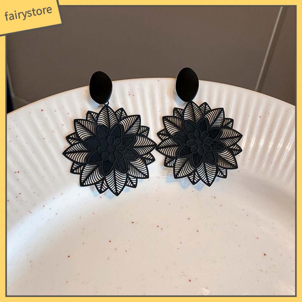 1 Đôi Bông Tai Hình Hoa Rỗng Phong Cách Vintage Dành Cho Nữ