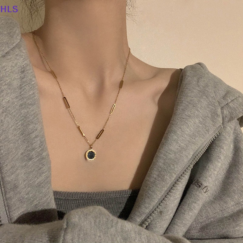 [HLS] Vòng cổ Bằng Thép Titan Nhẹ Xương Đòn Mặt Số La Mã Trắng Đen Thời Trang Cá Tính Dành Cho Nữ