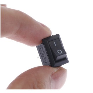 Công tắc bật / tắt 117s 2-pin 250v3a 125v6a