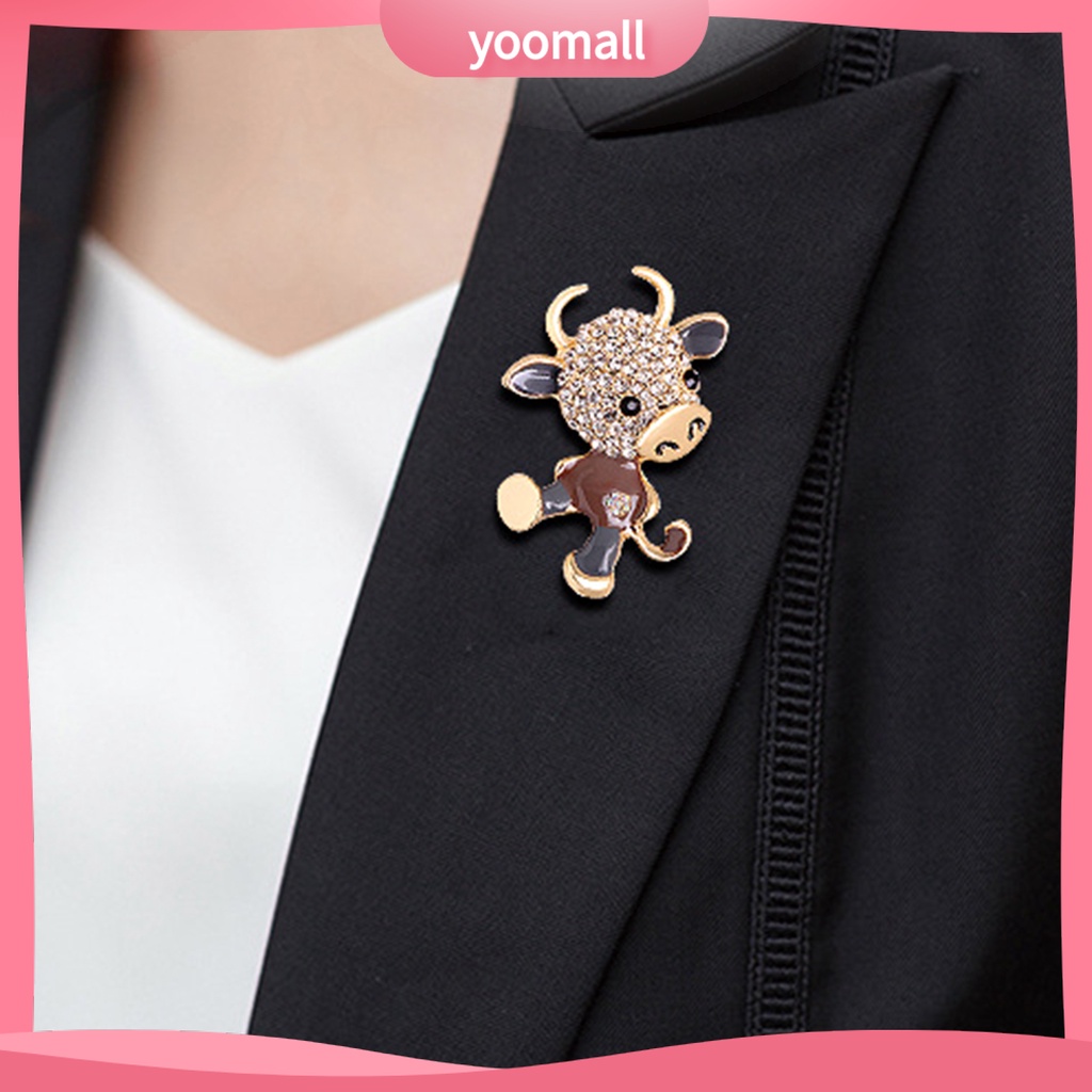 Ghim Cài Áo Hình Bò Sữa Đính Đá Thời Trang