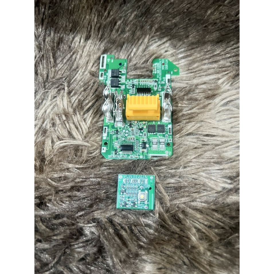 Vỏ mạch 5s 1P nhận sạc zin Makita 18V có cân bằng và led báo pin.