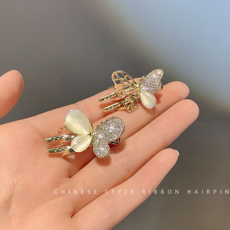 Kẹp Tóc Hình Bướm Mắt Mèo Nhỏ Siêu Nữ Tính