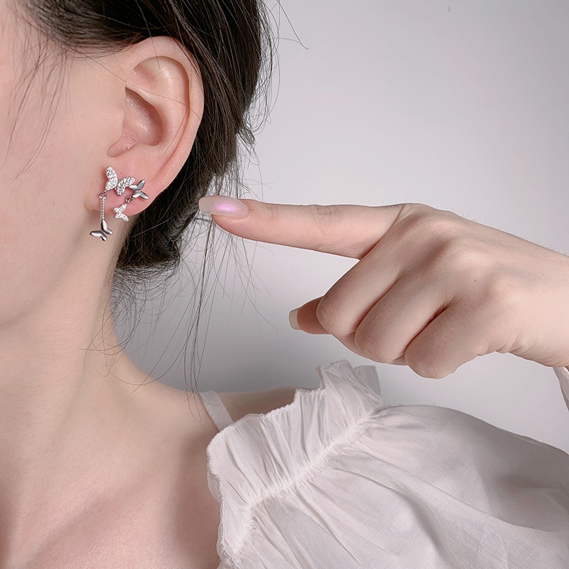 Thời trang bạc màu bướm stud bông tai quyến rũ phụ nữ sáng tạo pha lê tua bông tai trang sức bên