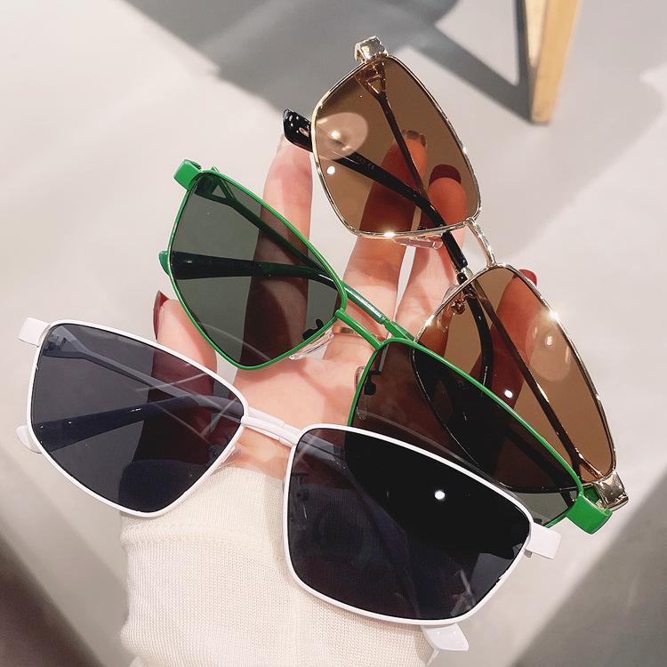 Gọng kim loại nhỏ thời trang âu mỹ kính râm cá nhân mới hip-hop