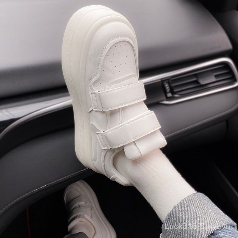 Giày Thể Thao Đế Bằng Thời Trang Xuân Hè 2023 Dễ Thương Cho Nữ