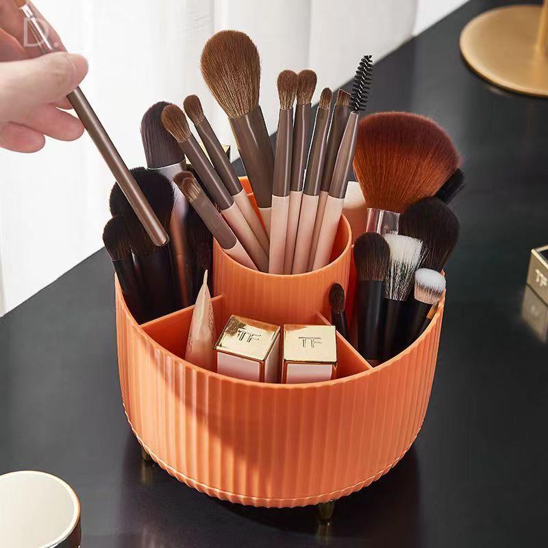 Giá Đỡ Cọ Trang Điểm Xoay 360 Độ Tiện Dụng dreamdiary