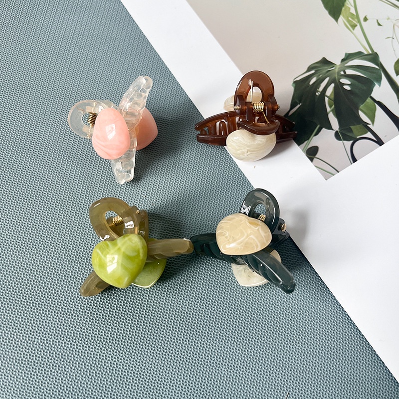 Kẹp Tóc Acrylic Nhỏ Nhắn Hình Trái Tim Dễ Thương Cho Nữ