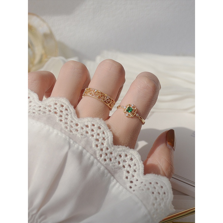 Nhẫn Cưới Đính Đá Zircon Hình Trái Tim Màu Xanh Lá Phong Cách Hàn Quốc Cho Nữ