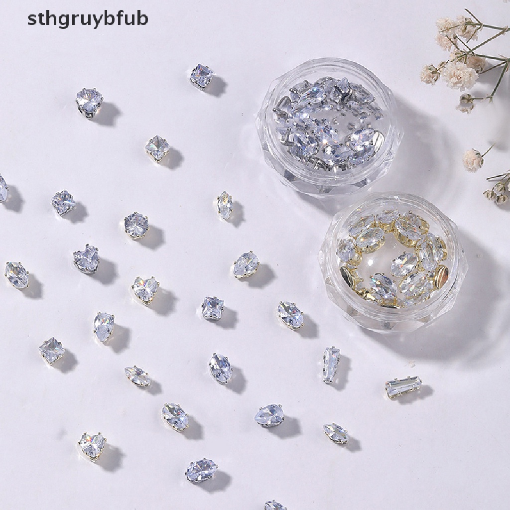 Set 10 Phụ Kiện Trang Trí Móng Tay 3D Bằng Kim Loại