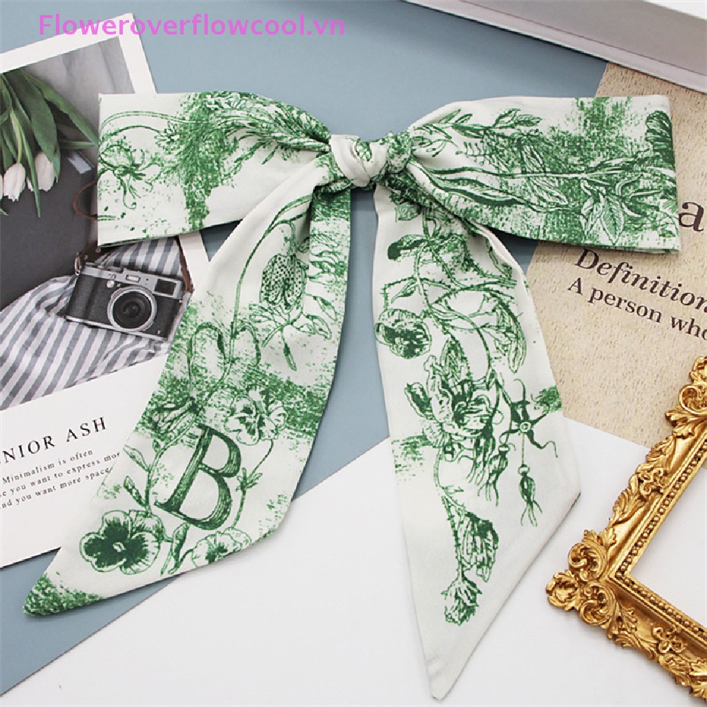 Khăn Lụa In 26 Chữ Cái Cho Nữ