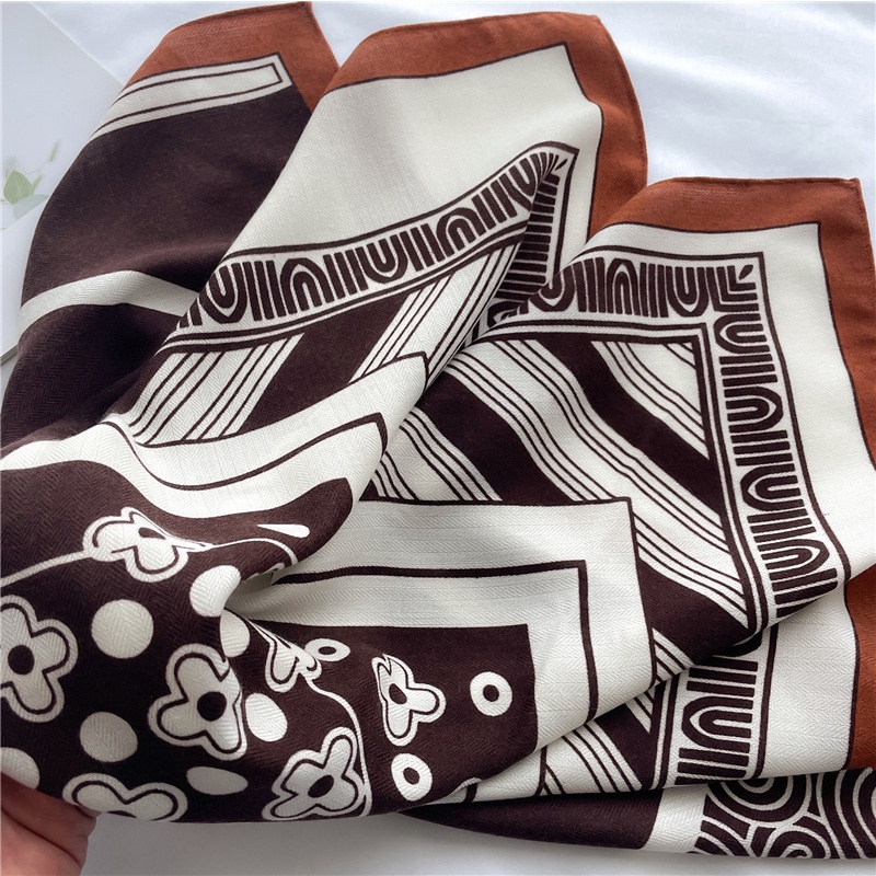 Khăn Choàng Cổ Nhung Hình Vuông 65x65cm Thoải Mái Thời Trang Thu Đông Cho Nữ