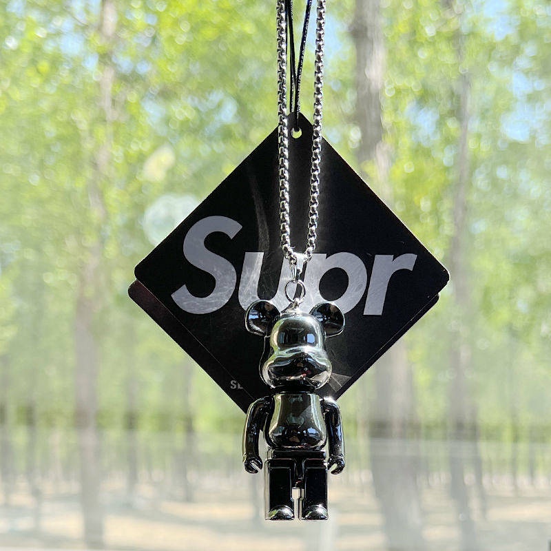 2023 New Cute Violent Bear Automobile Hanging Ornament Car Interior Rearview Mirror Pendant Trending Cartoon Special Decoration Pendant 9wBA