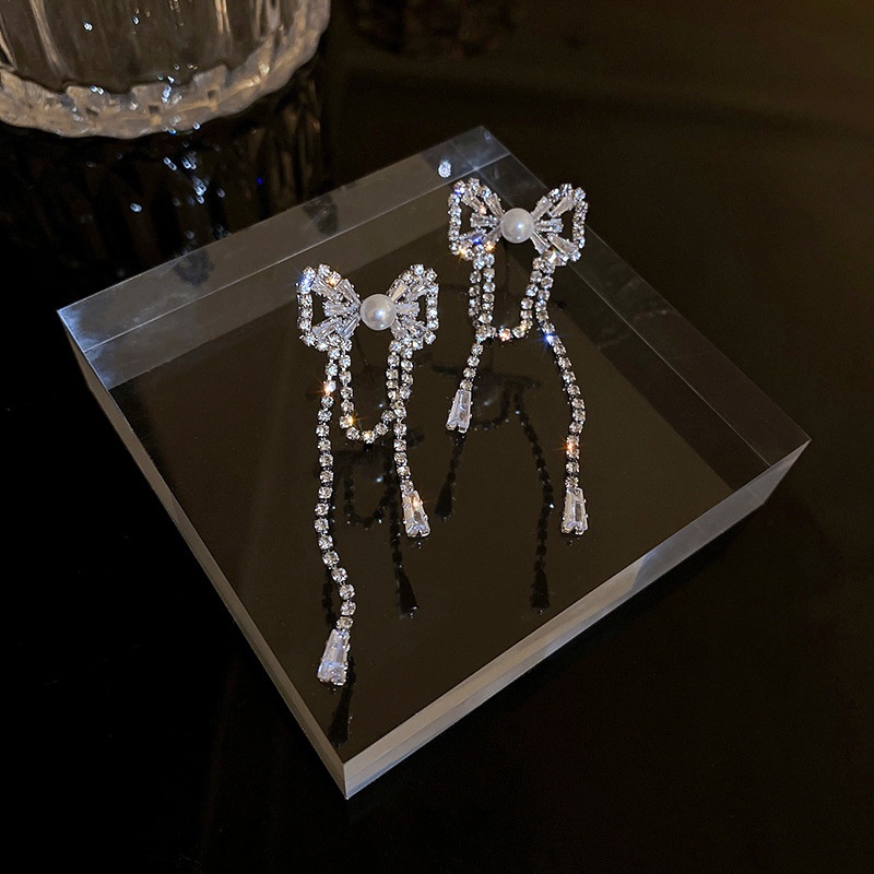 Bông Tai Dáng Dài Hình Bướm Đính Đá Thời Trang Cho Nữ