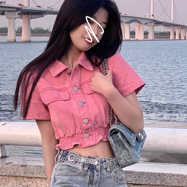 Áo Khoác Denim Tay Ngắn Cổ polo Màu Hồng In Họa Tiết Raspberry Phong Cách Đường Phố Thời Trang Cho Nữ