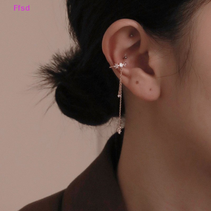 1 Khuyên Kẹp Vành Tai Hình Bông Hoa Đính Pha Lê Lấp Lánh Thời Trang Cho Nữ