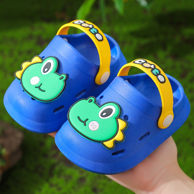 Dép Đi Trong Nhà Đế Mềm Chống Trượt Họa Tiết Hoạt Hình Dễ Thương Cho Bé