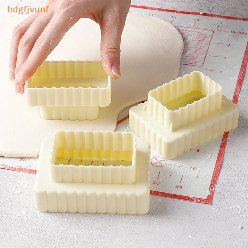 Set 3 Khuôn Cắt Bánh Quy Hình Vuông