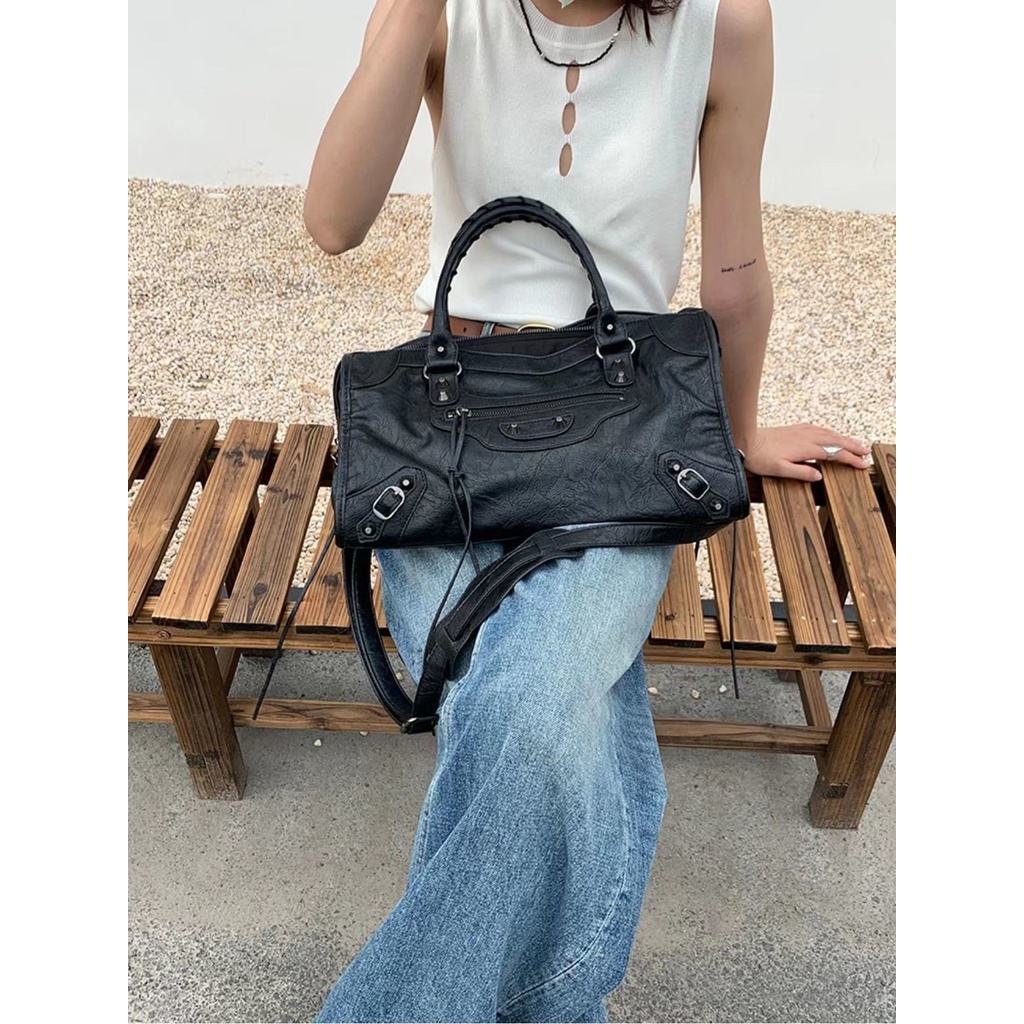 Balenciaga Túi Da Đeo Chéo Thời Trang Dành Cho Nữ