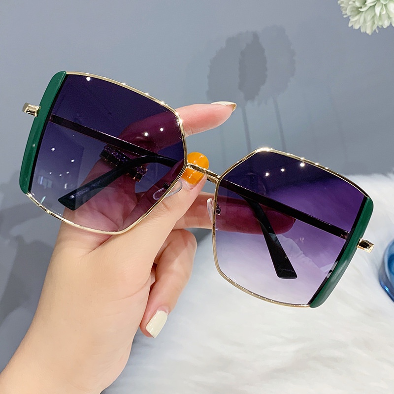 Kính Mát Gọng Vuông Thời Trang Cho Nữ