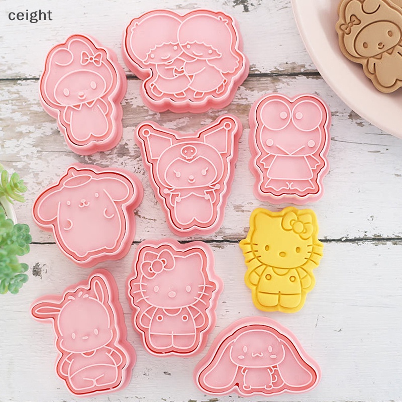 Set 8 Khuôn Làm Bánh Quy Hình Hoạt Hình DIY