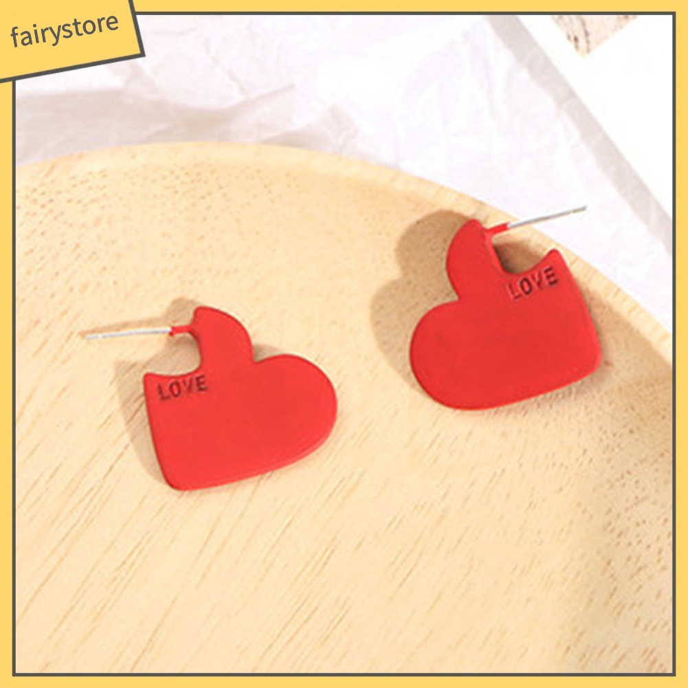 1 / 2 Đôi Bông Tai Hình Trái Tim Thời Trang Cho Nữ