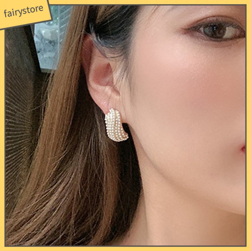 1 Đôi Bông Tai Ngọc Trai Nhân Tạo Hình Chữ C Thời Trang Dành Cho Nữ