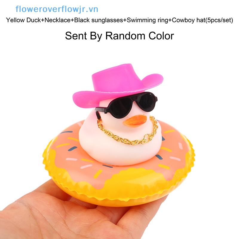 Chú Vịt Cao Su Màu Vàng Dễ Thương Dùng Trang Trí Bảng Điều Khiển Xe Hơi