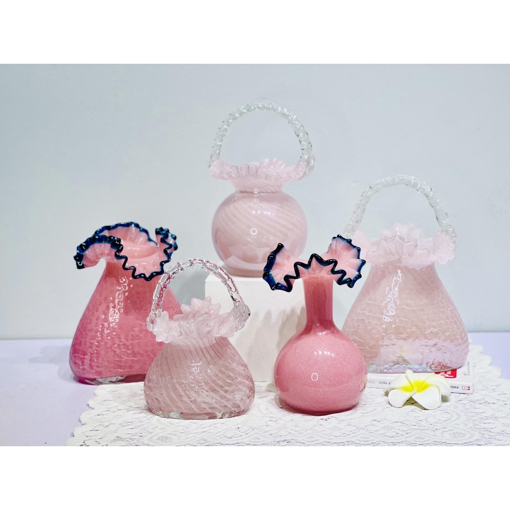 Bình Hoa Thủy Tinh Lọ Thủy Tinh Hình Chiếc Túi Màu Hồng Decor Trang Trí Cắm Hoa Xinh Xắn