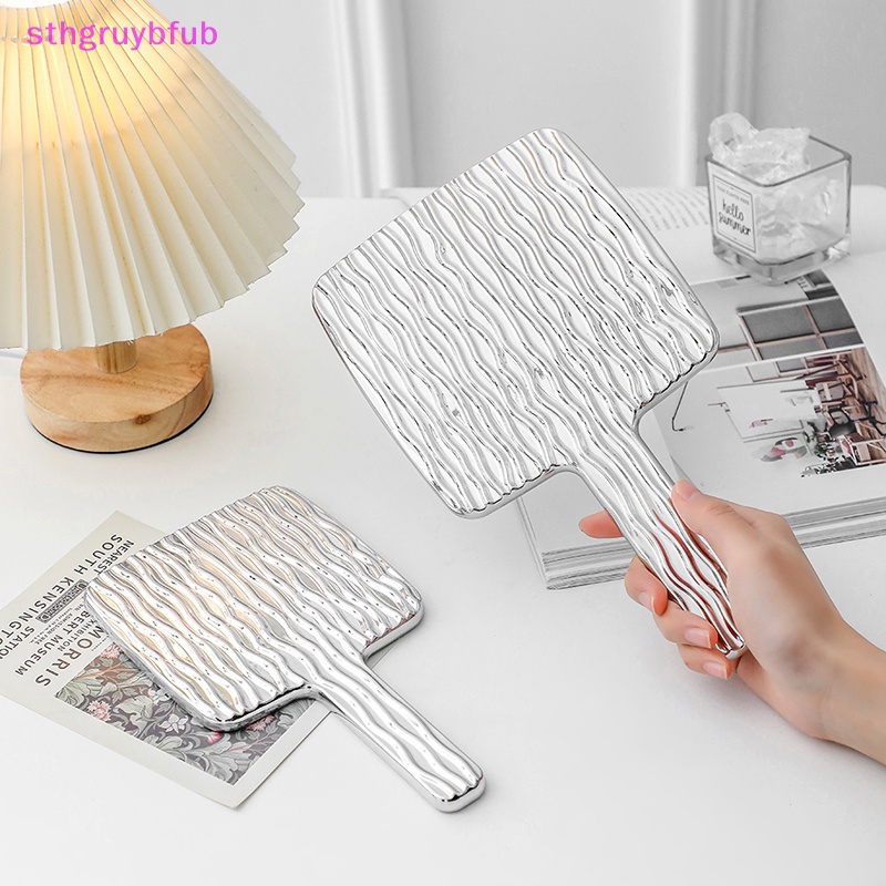 1 Gương Trang Điểm Cầm Tay Hình Vuông Lớn Dành Cho Nữ