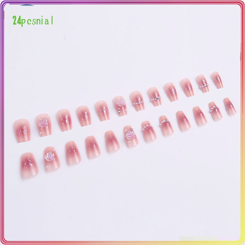 Móng Tay Giả Đính Hoa Trà Và Ngọc Trai Lãng Mạn