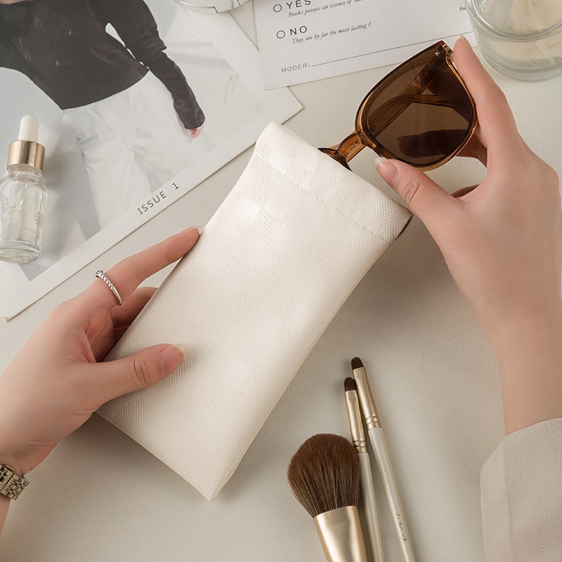 Túi Đựng Mắt Kính Chống Áp Lực Tự Động Đóng Lại Được